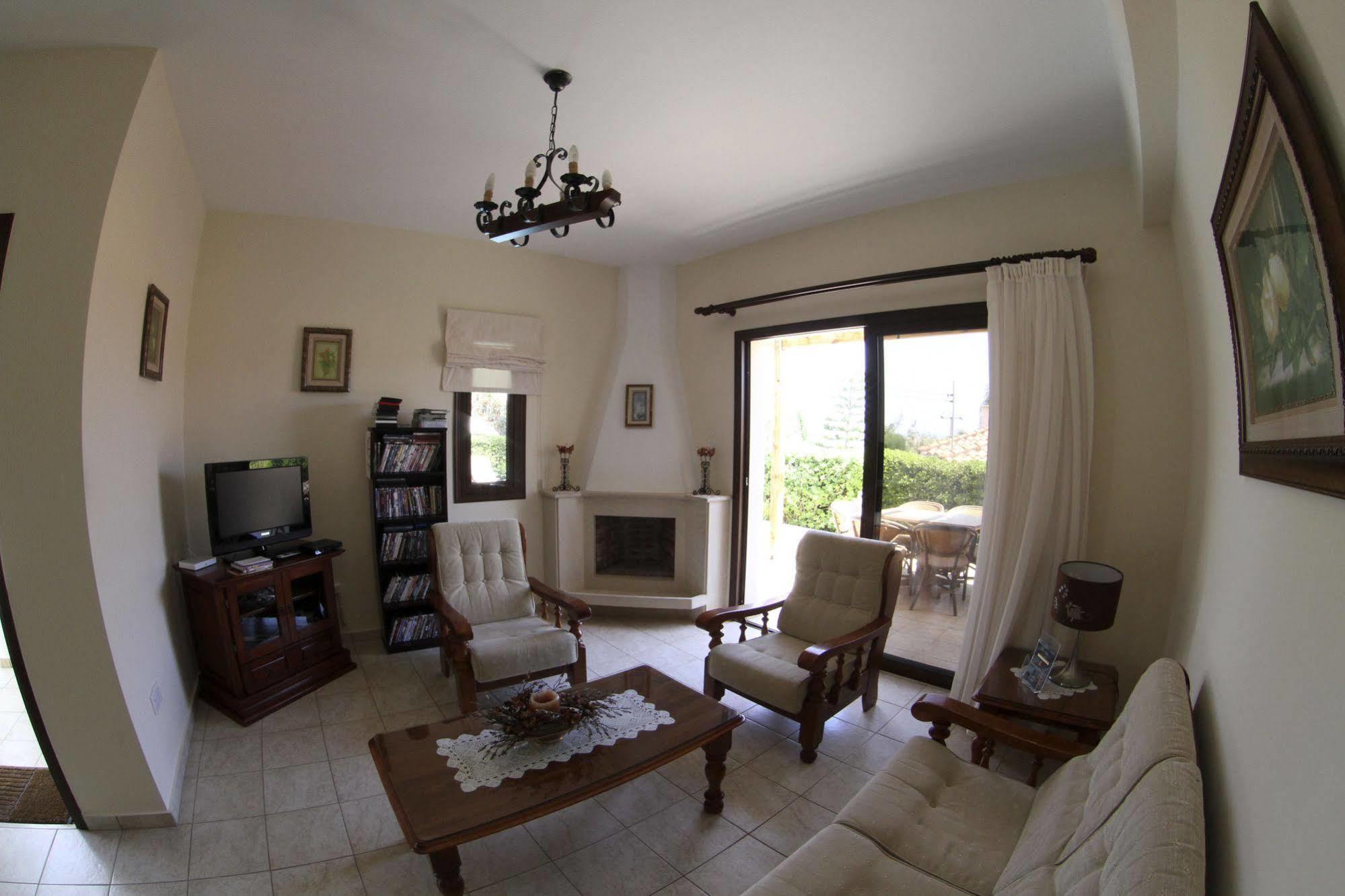 Eve Pissouri Veriko Villa Dış mekan fotoğraf